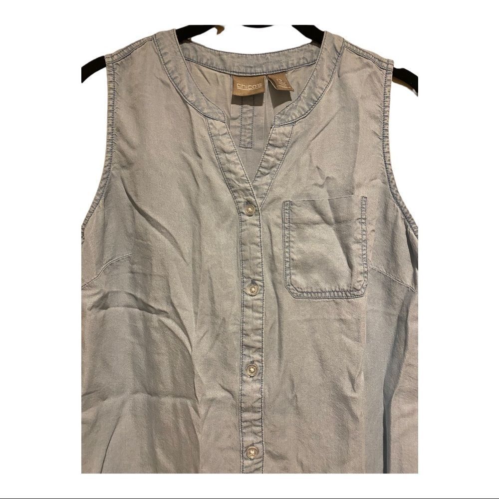 Chico's Sleeveless Button Down - Picture 2 of 8